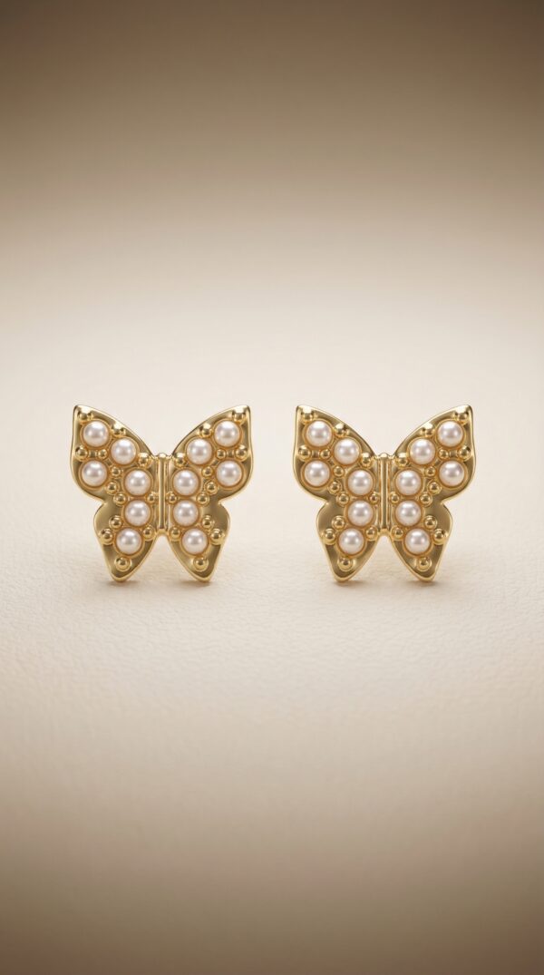 Create_hd_image_the_jewellery_is_centered_and_perf_delpmaspu-6