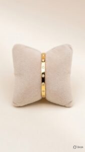 sleek cartier bracelet